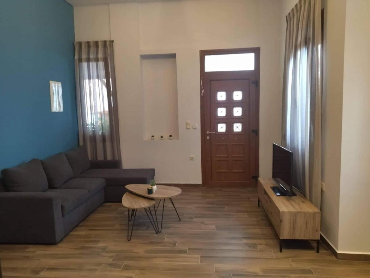 Plumbago Apartment *